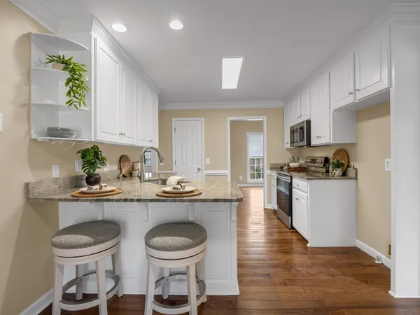 $479,900 | 404 Grayson Drive, Moore, SC 29369