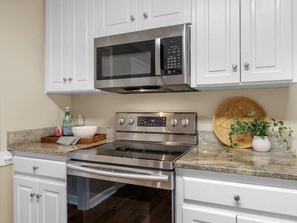 $479,900 | 404 Grayson Drive, Moore, SC 29369