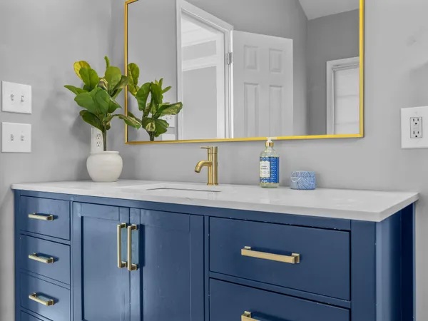 $479,900 | 404 Grayson Drive, Moore, SC 29369