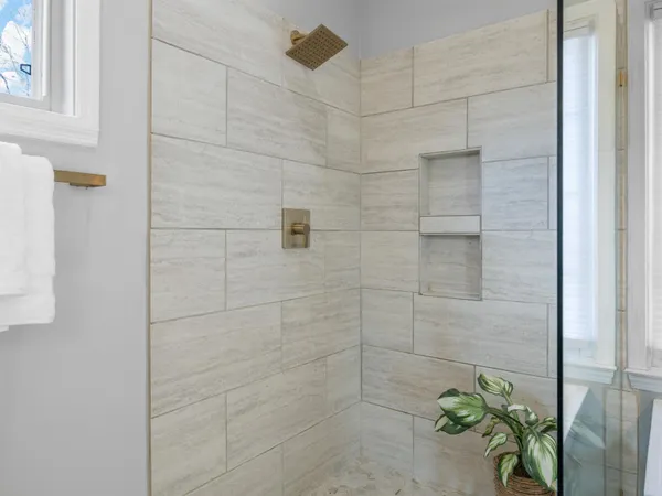 $479,900 | 404 Grayson Drive, Moore, SC 29369