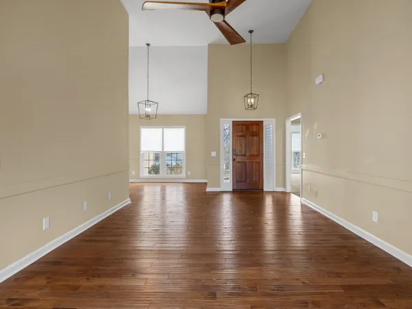 $479,900 | 404 Grayson Drive, Moore, SC 29369