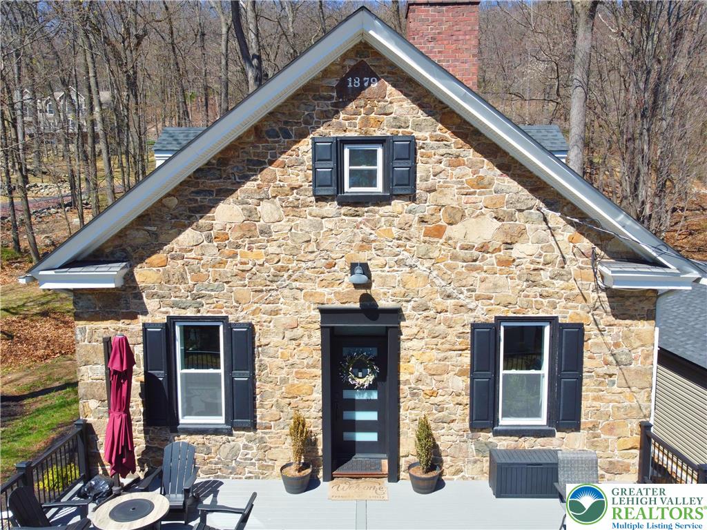 2239 Wassergass Road Hellertown, PA 18055 - Photo 5 of 42 a front view of a house with parking