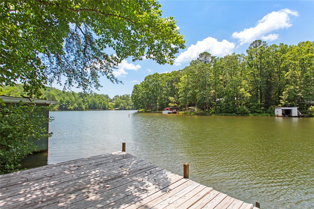 275 Lakeside Drive Mountain Rest, SC 29664 - Photo 2 of 39