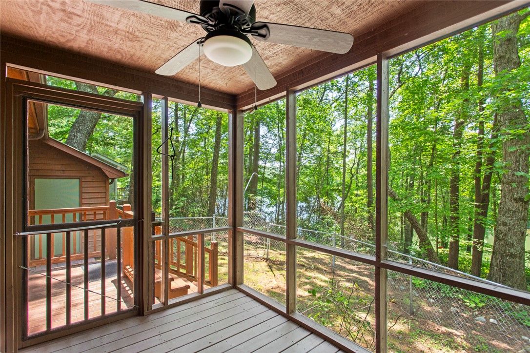 275 Lakeside Drive Mountain Rest, SC 29664 - Photo 5 of 39