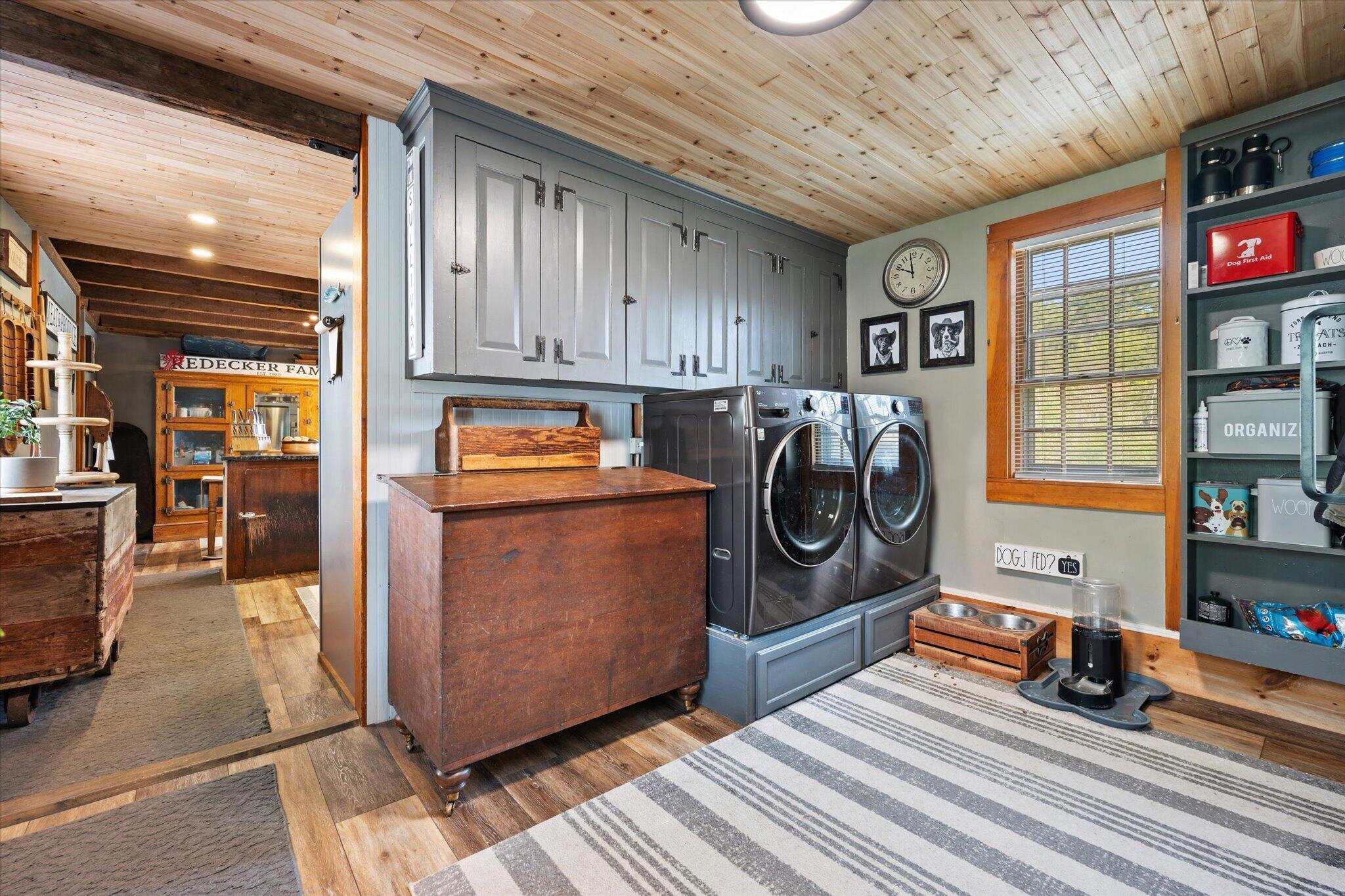 2103 Highway 1 Sullivan, ME 04664 - Photo 6 of 49 Entry, Laundry