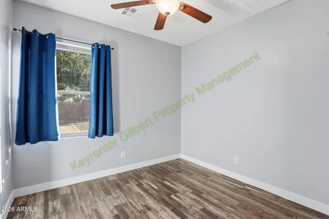 $2,600 | 1621 South Starling Drive, Gilbert, AZ 85295