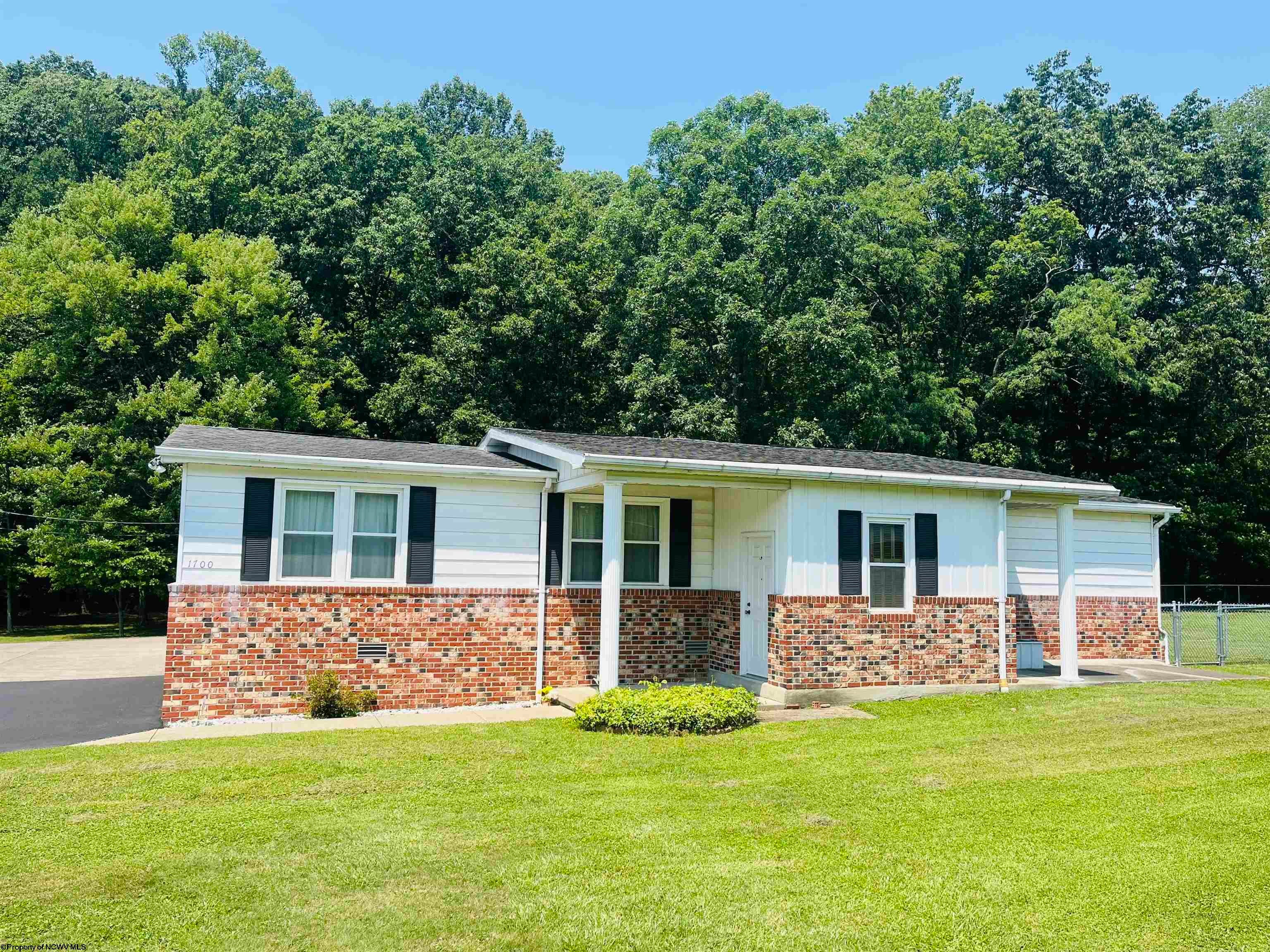1700 Tyrone Road Morgantown, WV 26508 - Photo 3 of 30 Gallery Image 3