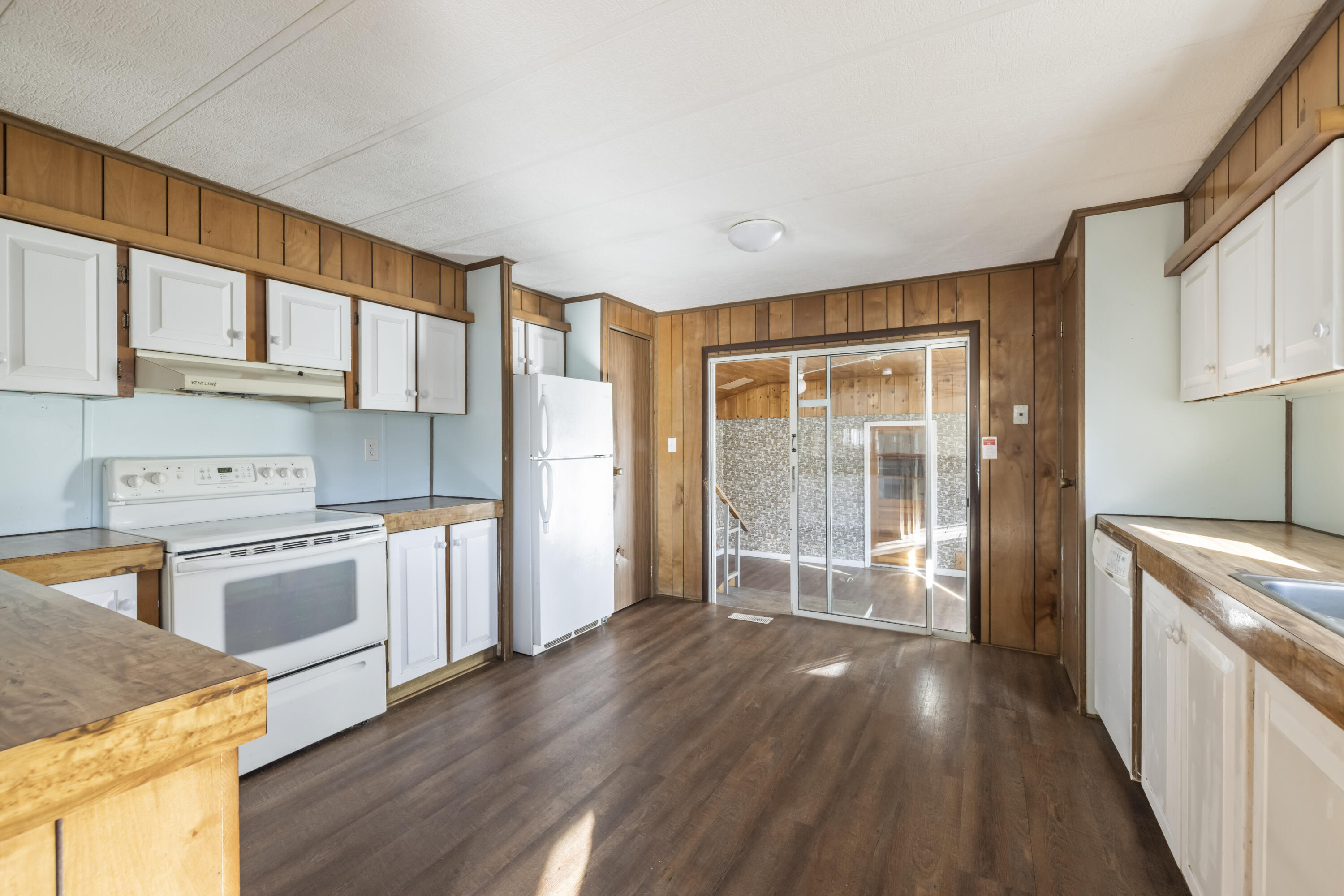 105 Andrews Road Bryant Pond, ME 04219 - Photo 11 of 43 3G0A3745