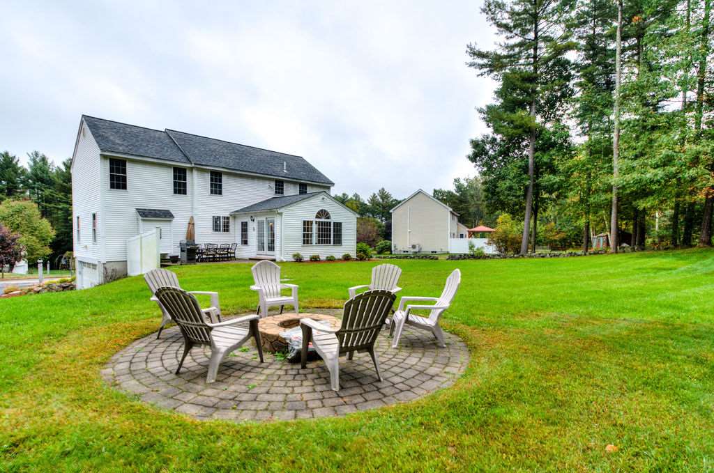 9 Saddleback Road Londonderry, NH 03053 - Photo 3 of 40 Gallery Image 3