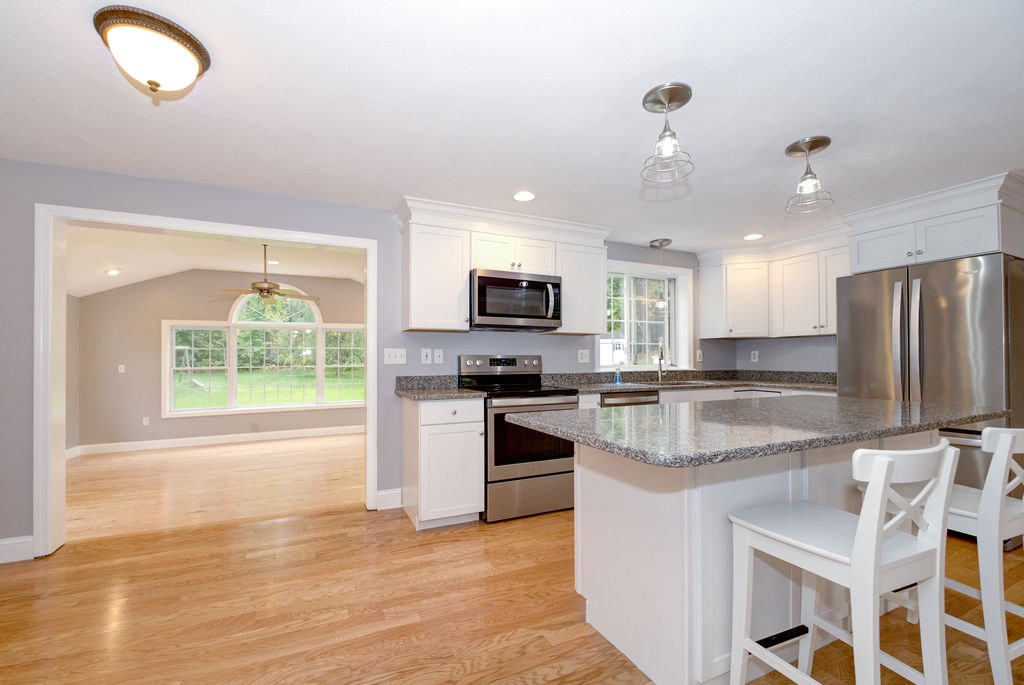 9 Saddleback Road Londonderry, NH 03053 - Photo 9 of 40 Gallery Image 9