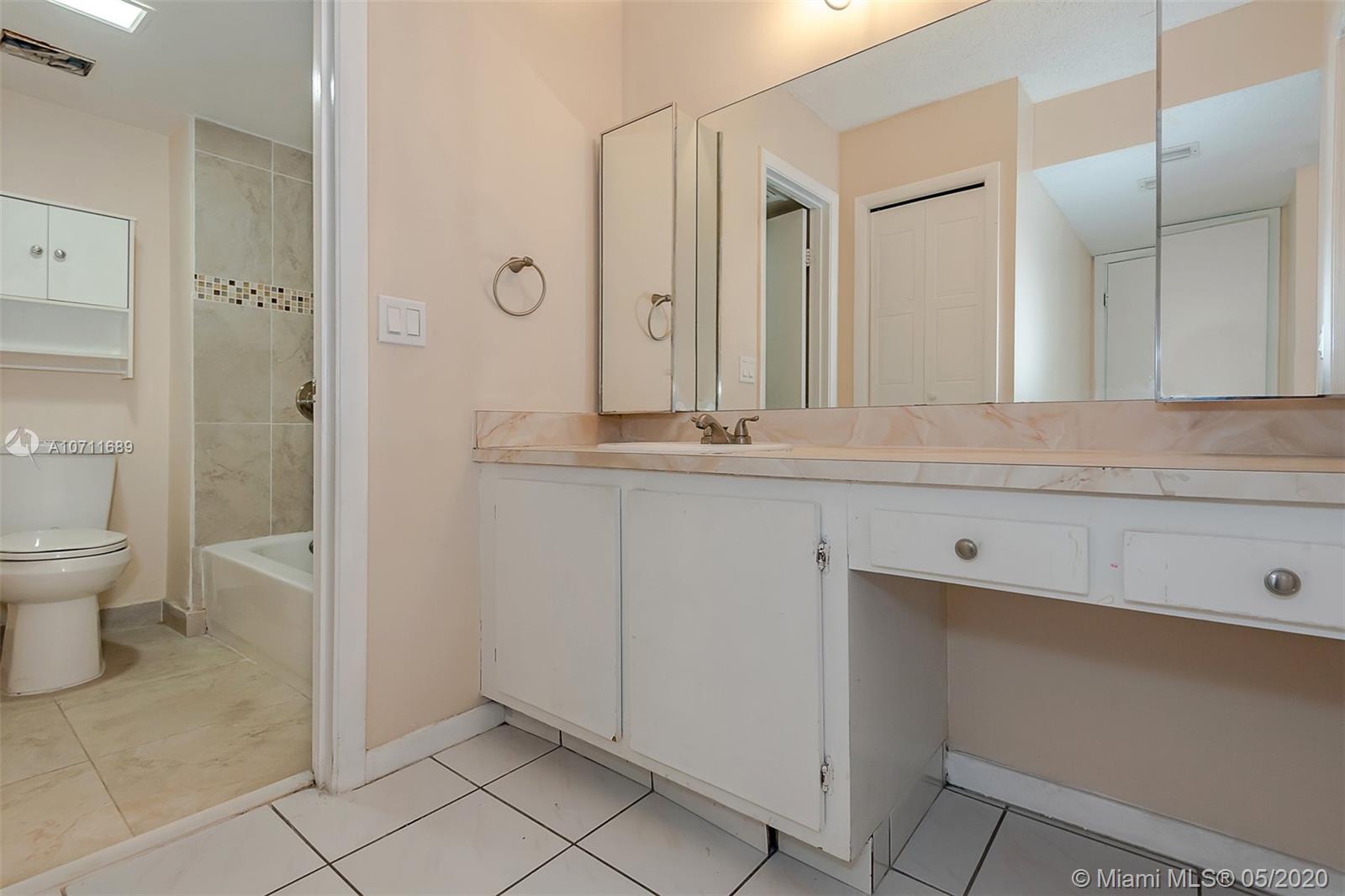 304 Racquet Club Road, Unit 204 Weston, FL 33326 - Photo 18 of 28