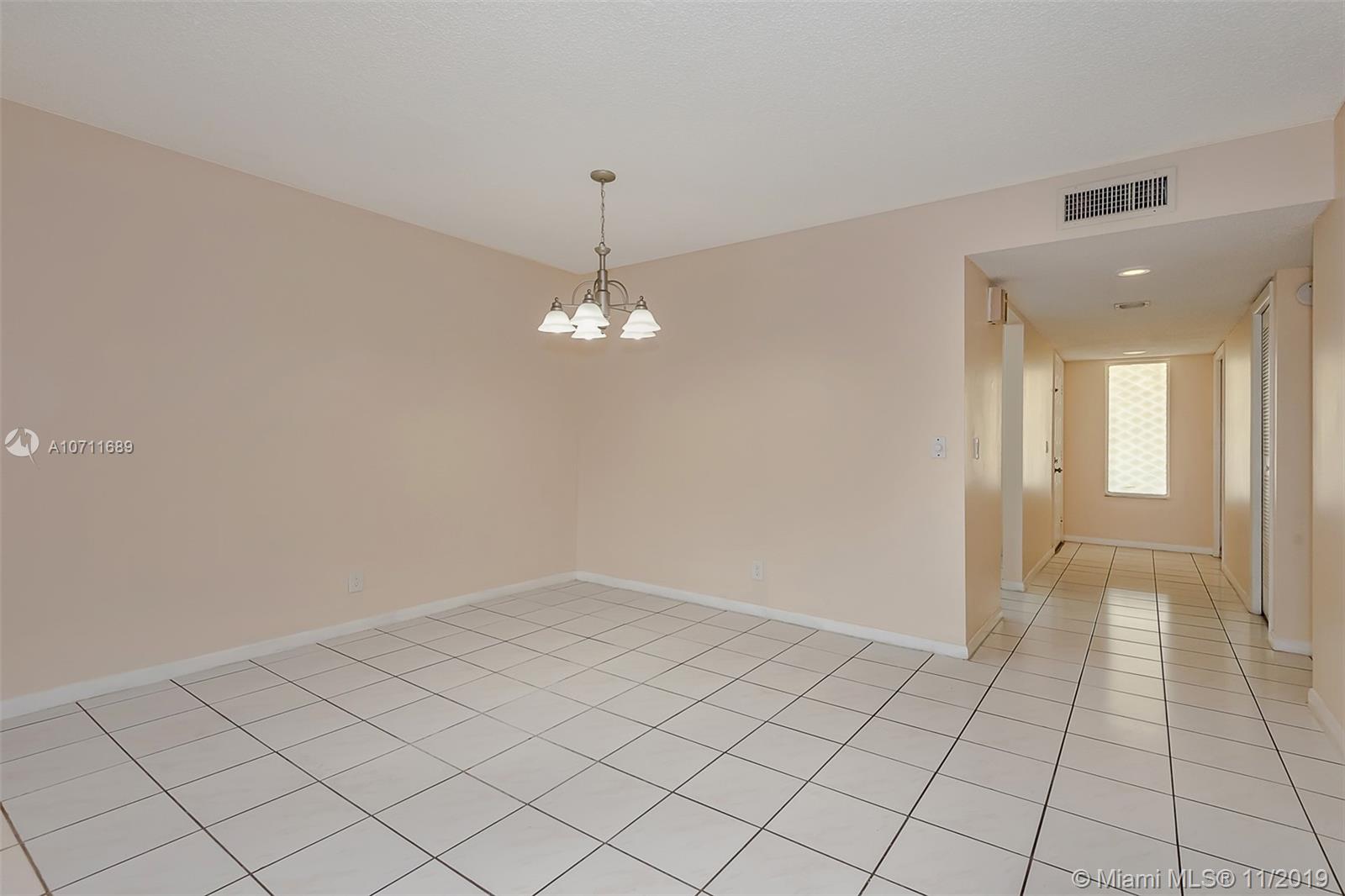 304 Racquet Club Road, Unit 204 Weston, FL 33326 - Photo 8 of 28