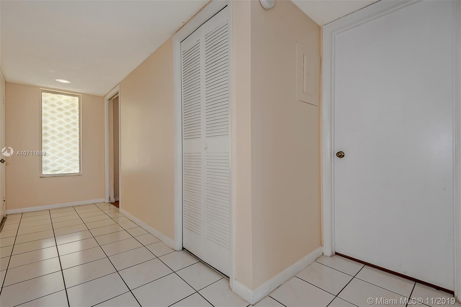 304 Racquet Club Road, Unit 204 Weston, FL 33326 - Photo 10 of 28