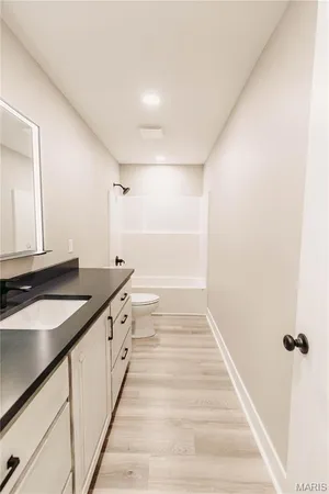 $420,000 | 30963 North 63rd Highway, Vienna, MO 65582