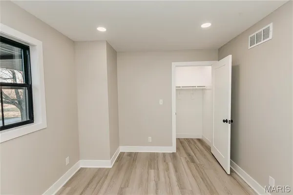 $420,000 | 30963 North 63rd Highway, Vienna, MO 65582