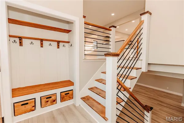 $420,000 | 30963 North 63rd Highway, Vienna, MO 65582