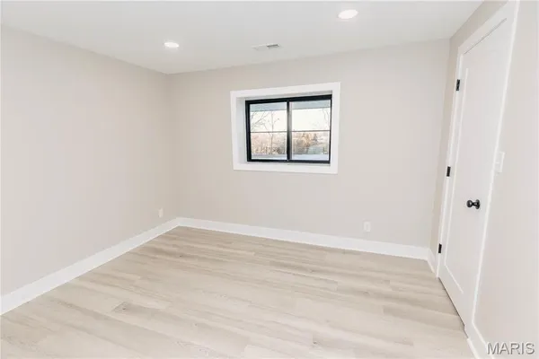 $420,000 | 30963 North 63rd Highway, Vienna, MO 65582