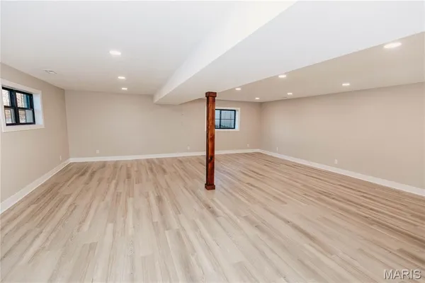 $420,000 | 30963 North 63rd Highway, Vienna, MO 65582