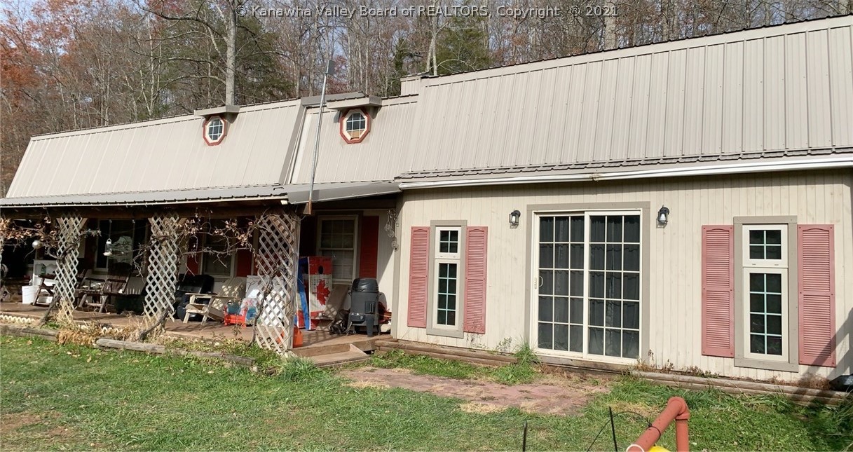 413 Laurel Road Spencer, WV 25276 - Photo 1 of 32 Gallery Image 1
