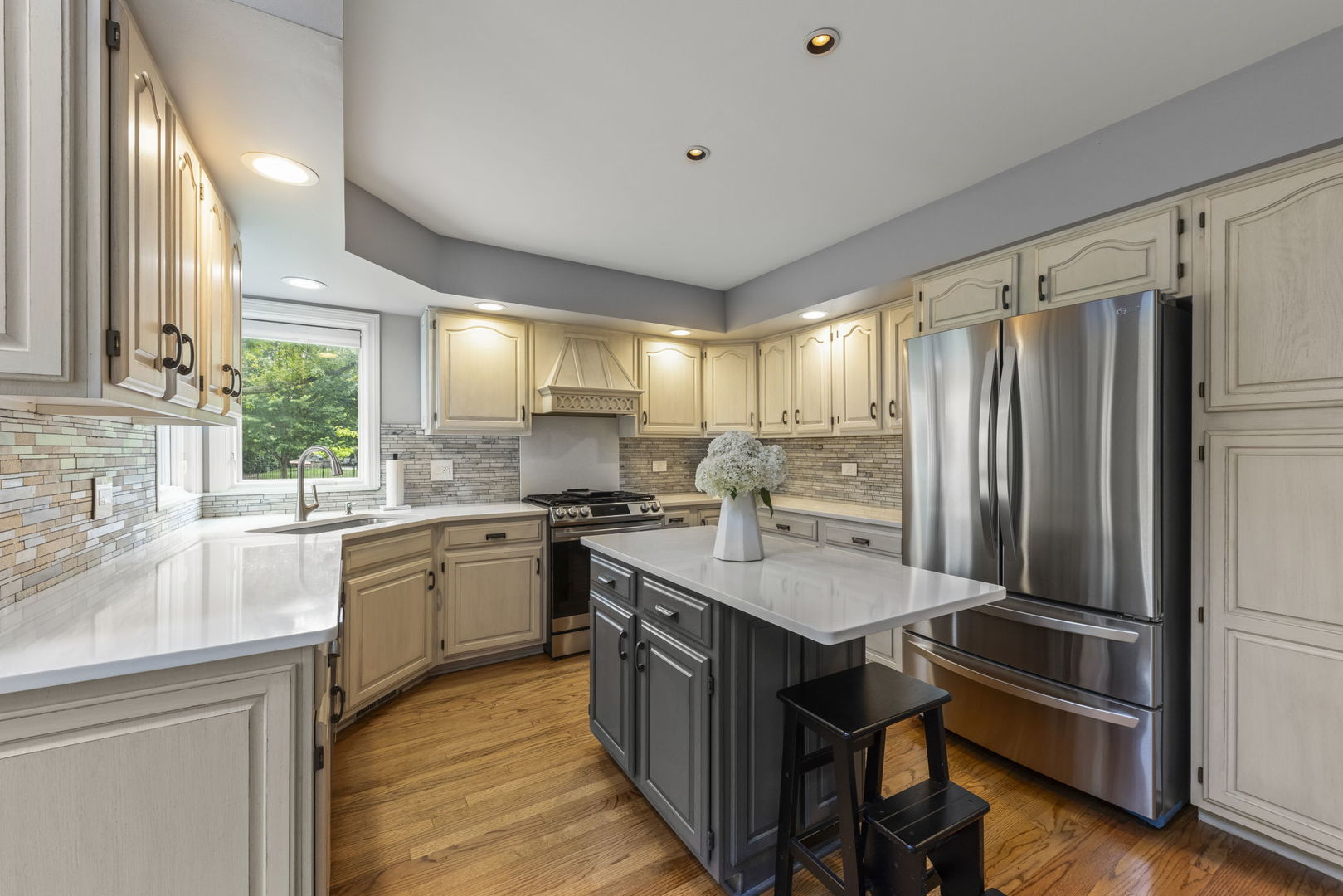 816 Spindletree Avenue Naperville, IL 60565 - Photo 14 of 54