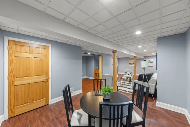 $830,000 | 816 Spindletree Avenue, Naperville, IL 60565