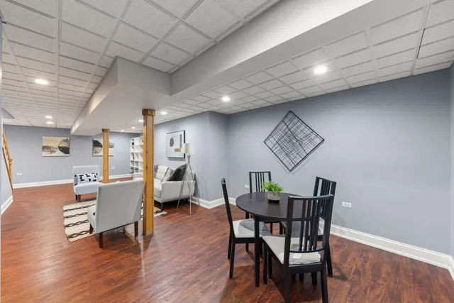 $830,000 | 816 Spindletree Avenue, Naperville, IL 60565