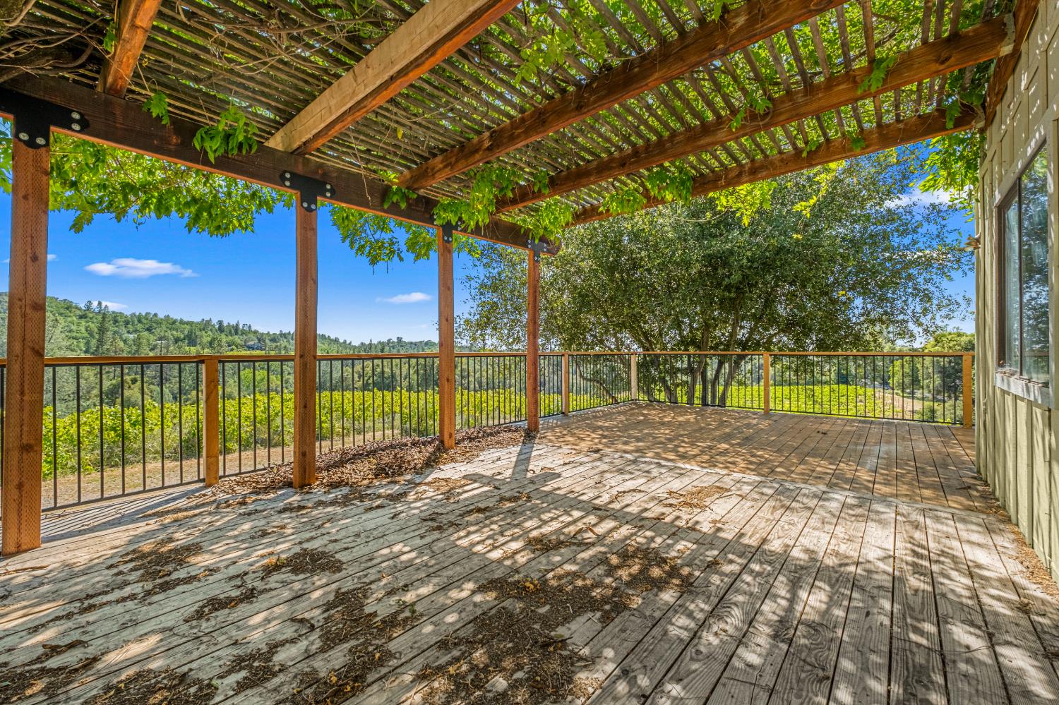 8221 Stoney Creek Road Somerset, CA 95684 - Photo 30 of 44 a view of a backyard