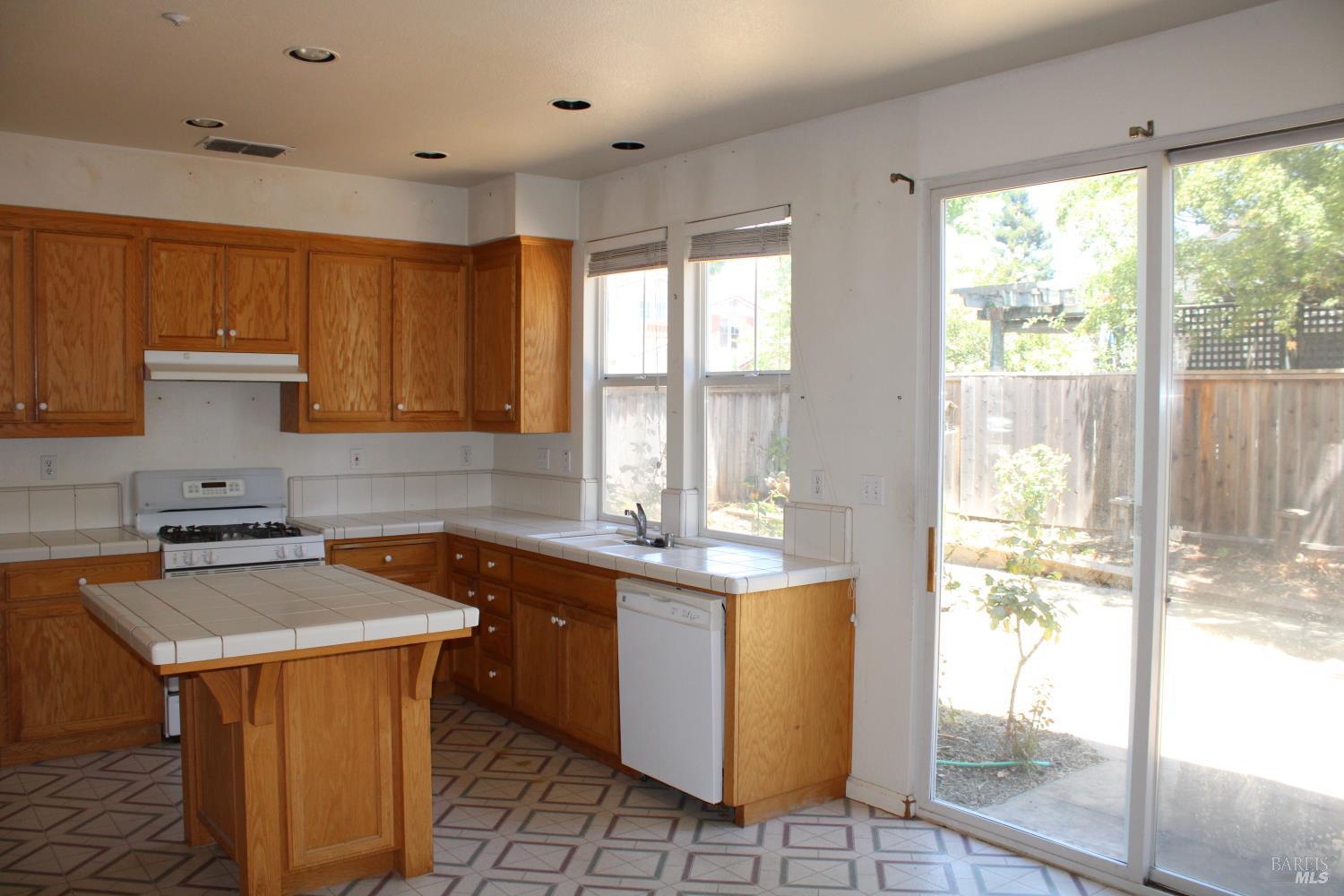 60 Wild Rye Way Napa, CA 94558 - Photo 8 of 25
