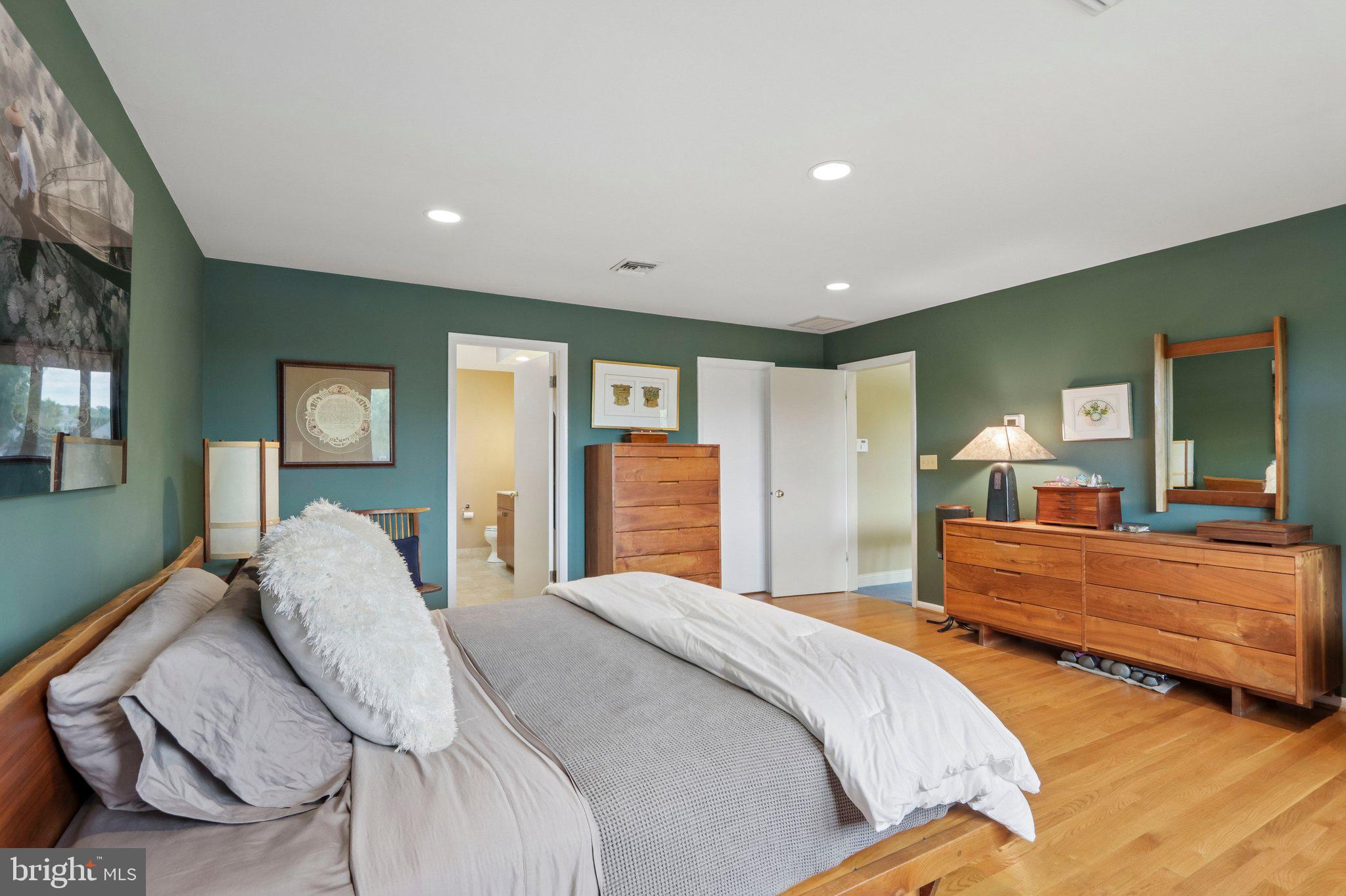 93 Kent Road Huntingdon Valley, PA 19006 - Photo 24 of 43 Gallery Image 24