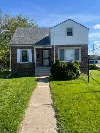 $170,000 | 201 East 140th Place, Dolton, IL 60419