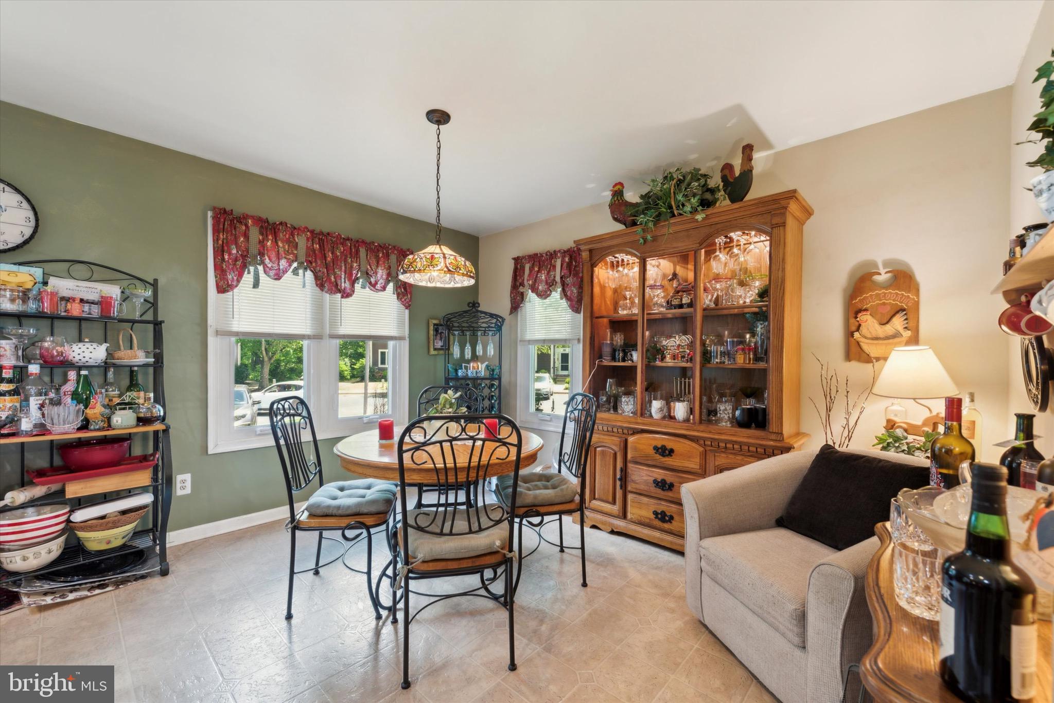 235 Fox Run Exton, PA 19341 - Photo 5 of 19 Breakfast Area