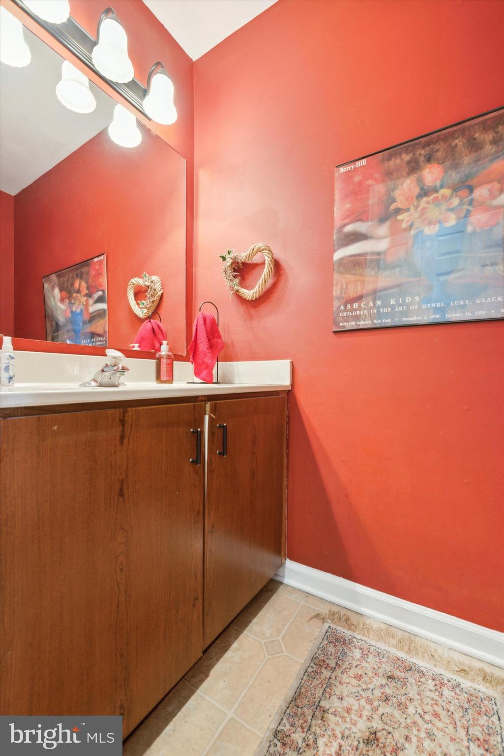 235 Fox Run Exton, PA 19341 - Photo 8 of 19 Powder Room