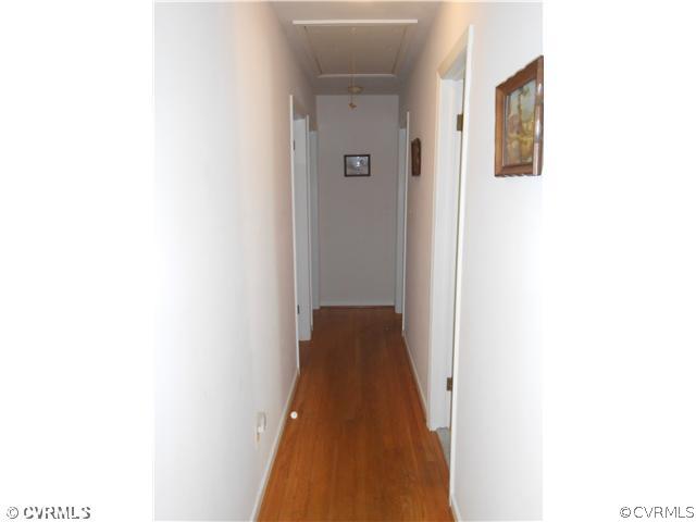 10315 Oakton Road Chesterfield, VA 23838 - Photo 7 of 8 a view of a hallway