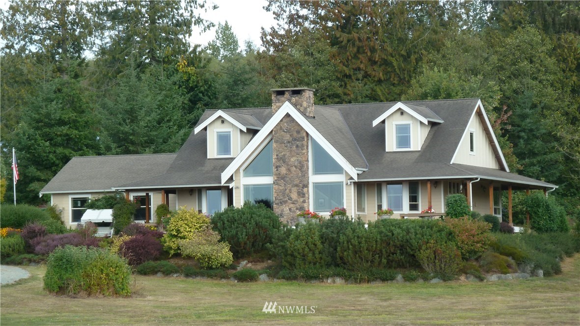 5399 Island View Way Bow, WA 98232 - Photo 2 of 24 Gallery Image 2