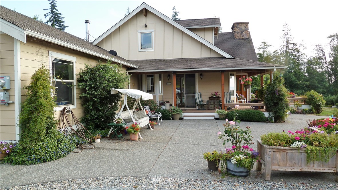 5399 Island View Way Bow, WA 98232 - Photo 3 of 24 Gallery Image 3
