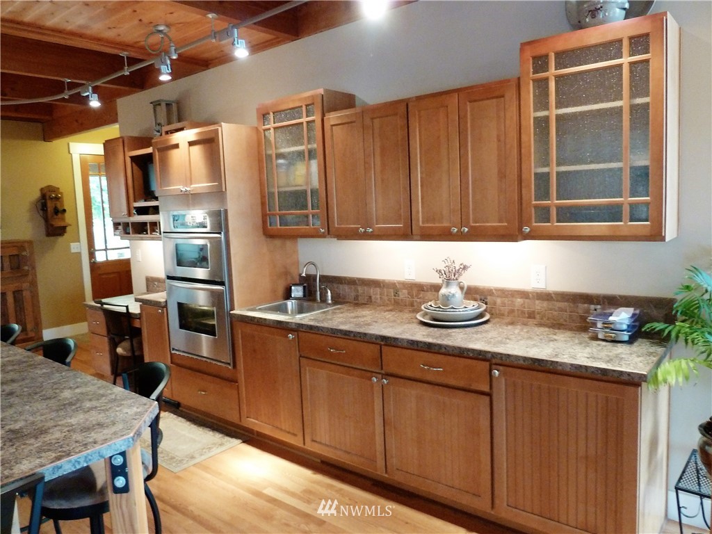 5399 Island View Way Bow, WA 98232 - Photo 9 of 24 Gallery Image 9