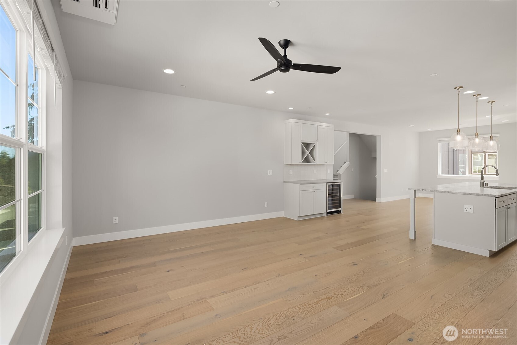 10 160th Place Southeast Bothell, WA 98012 - Photo 6 of 36 Gallery Image 6