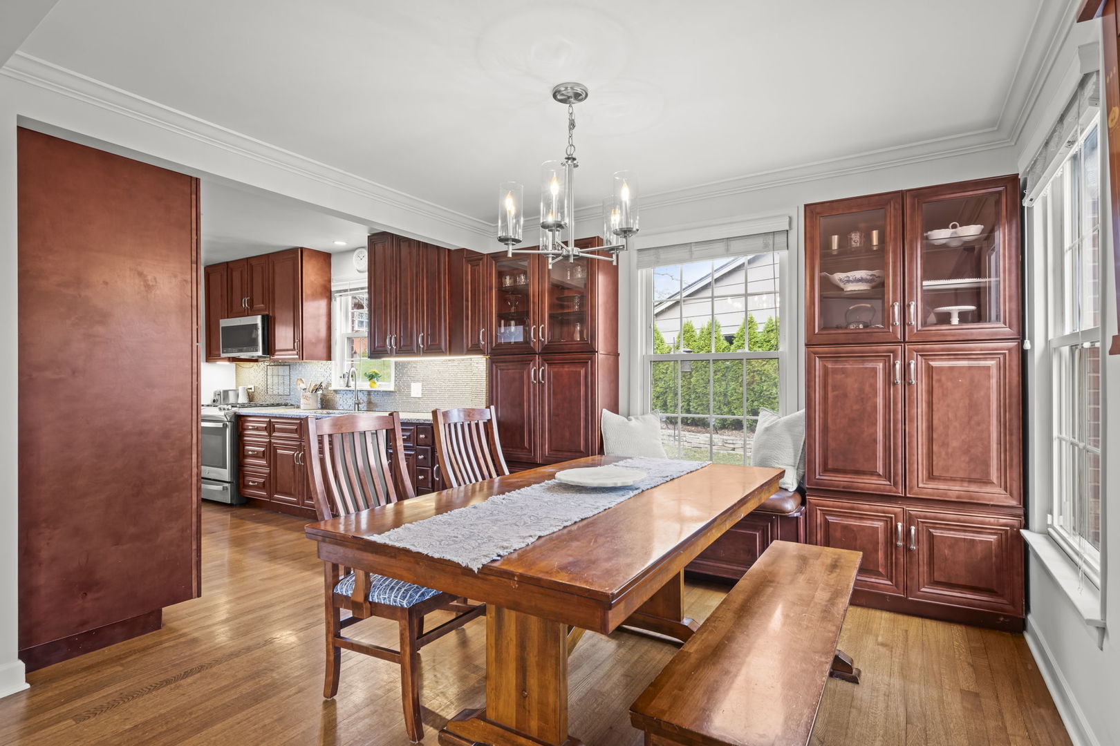 409 Valley Road Itasca, IL 60143 - Photo 13 of 41