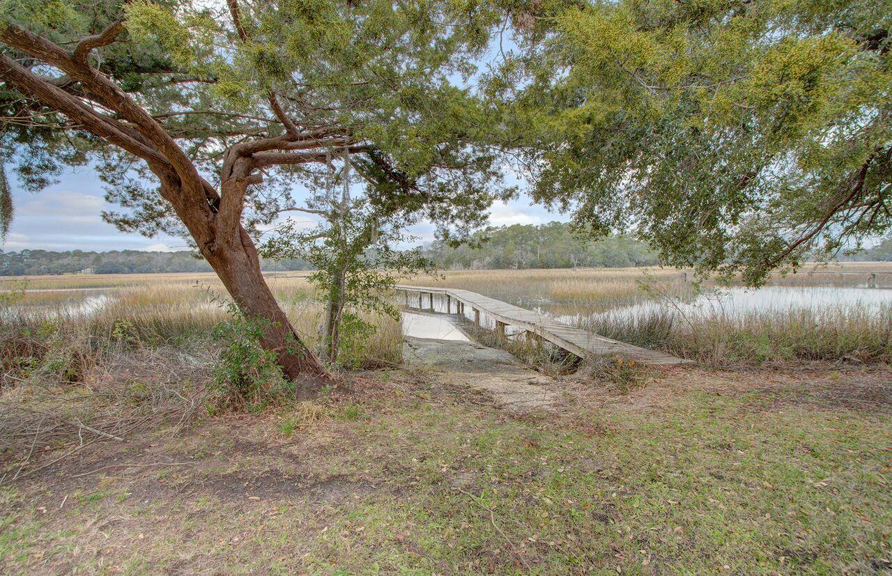 5762 Chisolm Road Johns Island, SC 29455 - Photo 3 of 30 -Z5GeOmI