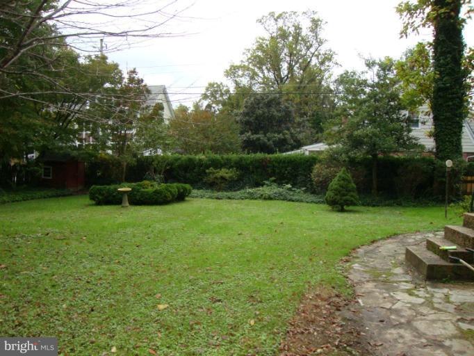 607 Round Oak Road Towson, MD 21204 - Photo 18 of 25 Exterior (Rear)