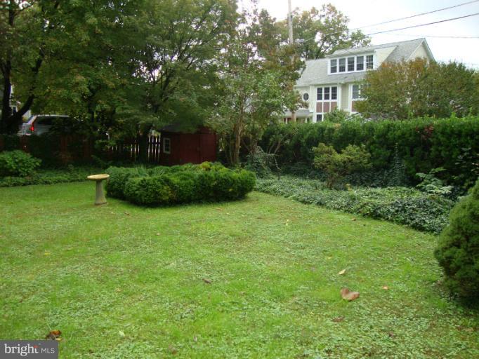 607 Round Oak Road Towson, MD 21204 - Photo 8 of 25 Exterior (Rear)