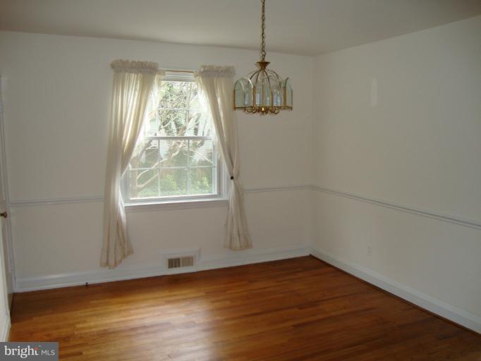 607 Round Oak Road Towson, MD 21204 - Photo 10 of 25 Dining Room