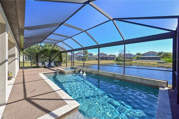 $750,000 | 11608 8th Terrace Northeast, Bradenton, FL 34212
