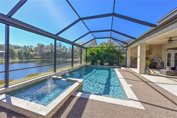 $750,000 | 11608 8th Terrace Northeast, Bradenton, FL 34212