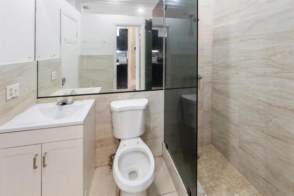 1829 5th Miami, FL 33125 - Photo 13 of 23
