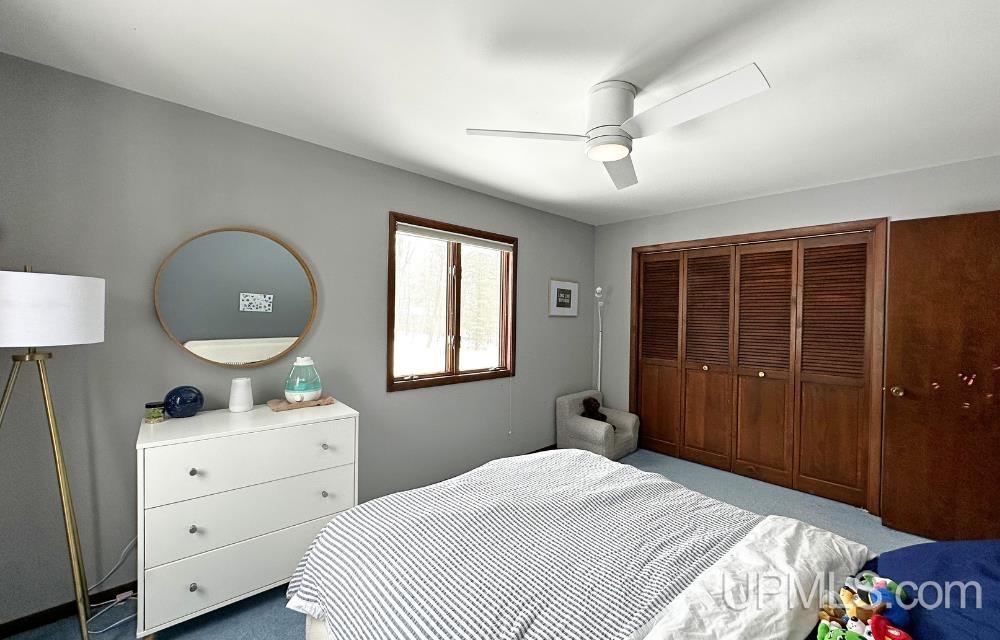 1041 Allouez Road Marquette, MI 49855 - Photo 22 of 38