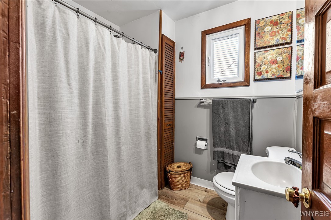 371 Potomac Avenue Buffalo, NY 14213 - Photo 17 of 31