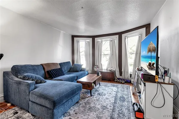 $349,900 | 371 Potomac Avenue, Buffalo, NY 14213
