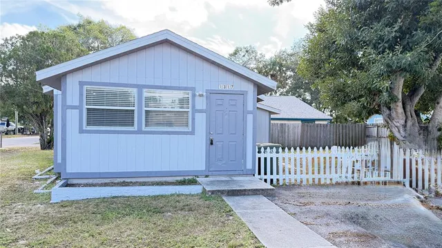 $1,275 | 1317 21st Avenue West, Bradenton, FL 34205