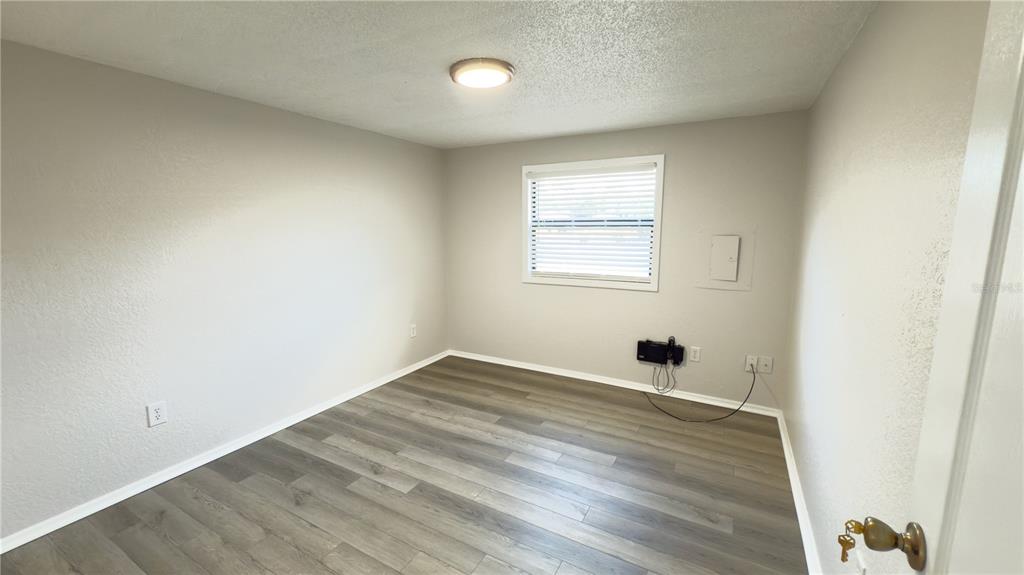 1317 21st Avenue West Bradenton, FL 34205 - Photo 9 of 18